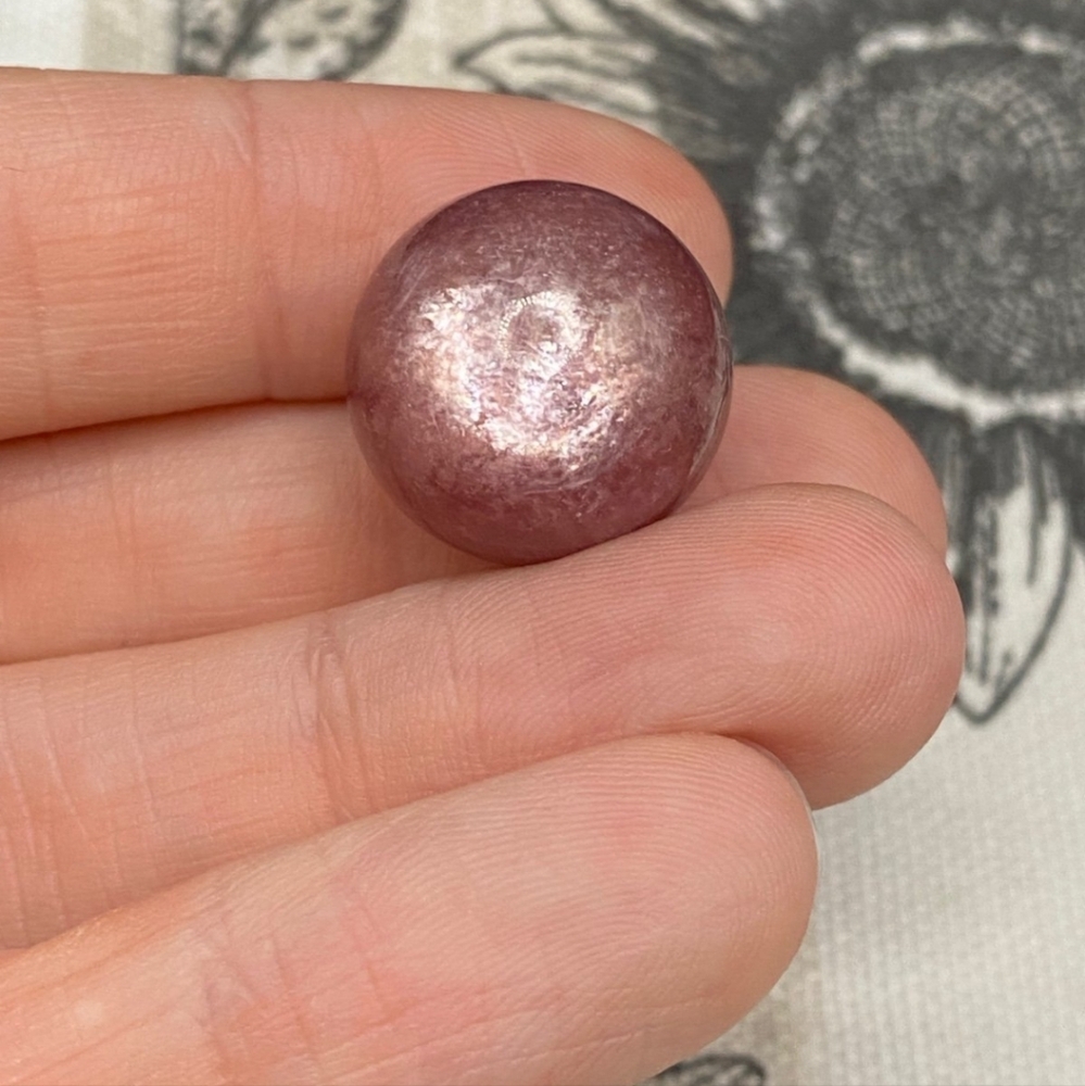 Gem Lepidolite mini sphere 8g 17mm